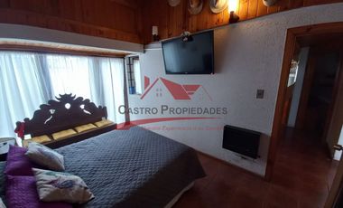 Hermosa Casa de Esquina con 3 Dormitorios, 1 Baño, Comuna de Algarrobo, V Region