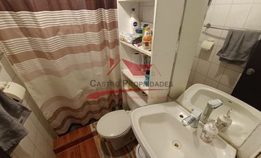 Hermosa Casa de Dos Pisos, 3 Dormitorios, 2 Baños, Villa Los Viñedos, Comuna de Quilicura.