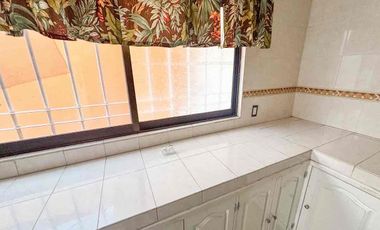 UNIVERSO 2000 CASA EN RENTA 4 RECÁMARAS $16,500 MXN