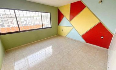 UNIVERSO 2000 CASA EN RENTA 4 RECÁMARAS $16,500 MXN