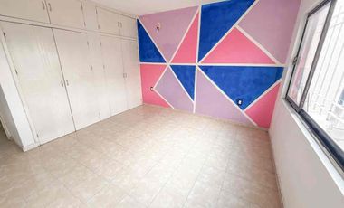 UNIVERSO 2000 CASA EN RENTA 4 RECÁMARAS $16,500 MXN