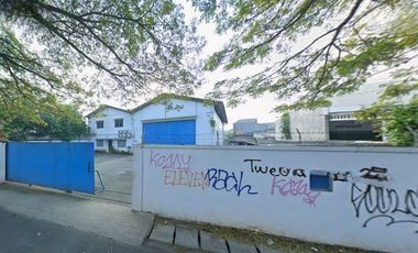 Gudang Pinggir Jalan di Pondok Aren, Hanya 7 Menit ke Tol Parigi