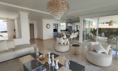 Exclusiva Casa de Lujo en Ciudad Jardín Cali