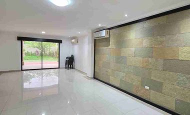 Casa de alquiler en Urb. Estancias del Río