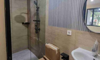 rumah bagus minimalis moderen di kencana loka BSD