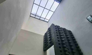 rumah bagus minimalis moderen di kencana loka BSD