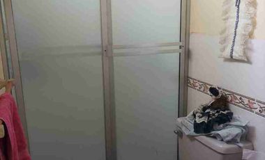 EN VENTA $ 68.000  HERMOSO DEPARTAMENTO 105 MTRS. A POCOS METROS DE LA PLAYA HERMOSA VISTA AL MAR.