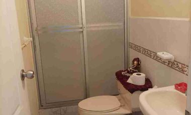 EN VENTA $ 68.000  HERMOSO DEPARTAMENTO 105 MTRS. A POCOS METROS DE LA PLAYA HERMOSA VISTA AL MAR.