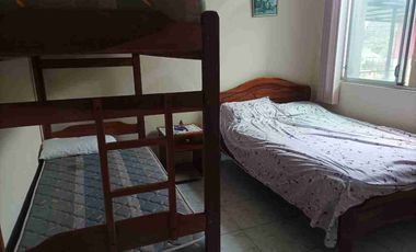 EN VENTA $ 68.000  HERMOSO DEPARTAMENTO 105 MTRS. A POCOS METROS DE LA PLAYA HERMOSA VISTA AL MAR.