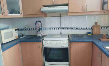 EN VENTA $ 68.000  HERMOSO DEPARTAMENTO 105 MTRS. A POCOS METROS DE LA PLAYA HERMOSA VISTA AL MAR.