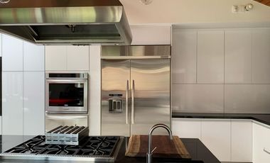 ELEGANTE CASA EN VENTA URBANIZACION JACARANDA