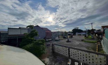 Di sewakan lahan dan Bangunan  sangat  cantik dan asri,  lokasi strategis  ,  Ex cafe,   di jatiasih  Bekasi selatan.