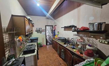 Dijual cepat
Rumah hook 2 lantai di Bulevar hijau Harapan indah Bekasi