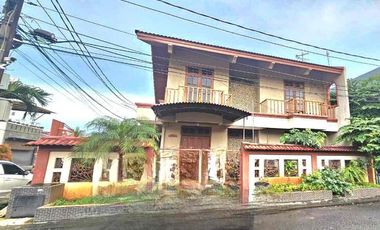 Dijual cepat
Rumah hook 2 lantai di Bulevar hijau Harapan indah Bekasi