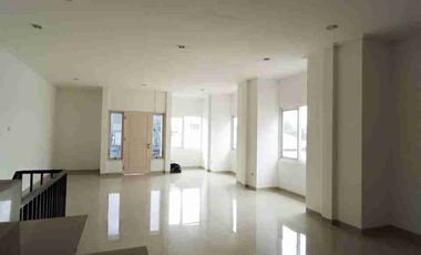 Disewakan Ruko siap pakai di Jagakarsa Depok Jakarta Selatan