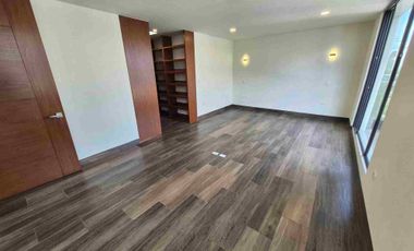 RESIDENCIA EN CHOLULA, A 5 MINUTOS DE PLAZA SAN DIEGO Y PERIFÉRICO.