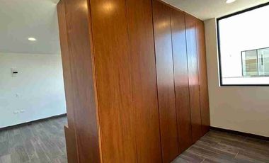 RESIDENCIA EN CHOLULA, A 5 MINUTOS DE PLAZA SAN DIEGO Y PERIFÉRICO.