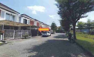 Dijual murah via lelang rumah di Taman Wisata regency Gresik