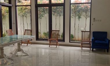 Luxury Living in the Heart of Kemang Hunian Mewah dengan Private Pool & Lingkungan Asri