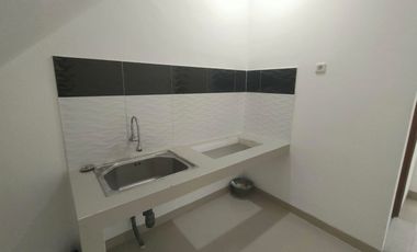 JUAL RUMAH DUA LANTAI BARU JADI MURAH BISA KPR DI GRAHA HARAPAN BEKASI