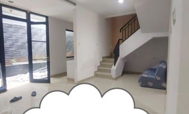 CASA JARDIN Rumah Disewakan