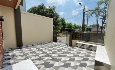RUMAH MURAH SIAP HUNI BEBAS BANJIR DESAIN SCANDINAVIAN DI BEKASI TIMUR