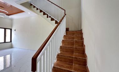 RUMAH MURAH SIAP HUNI BEBAS BANJIR DESAIN SCANDINAVIAN DI BEKASI TIMUR