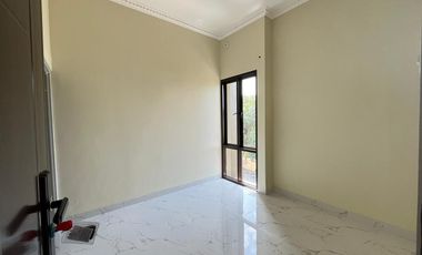 RUMAH MURAH SIAP HUNI BEBAS BANJIR DESAIN SCANDINAVIAN DI BEKASI TIMUR