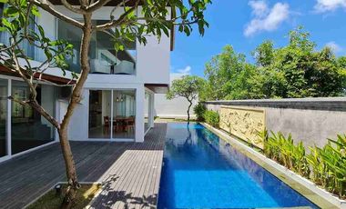 Dijual Villa lokasi Strategis dekat GWK dan Melasti Beach