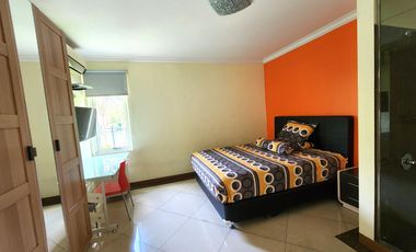 3 Storeys House Pondok Indah 12 Bedrooms Modern Minimalist Style