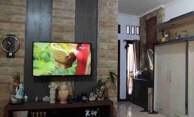 Dijual Rumah Lokasi Strategis Komplek Duta Regency Cimahi Utara