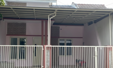 DISEWAKAN RUMAH MINIMALIS PONDOK CANDRA SIAP HUNI