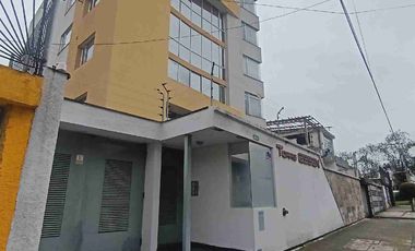 Venta Lindo Departamento 2 Dormitorios con vista sector estratégico Mall el Jardín