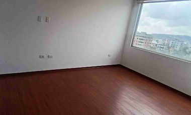 Venta Lindo Departamento 2 Dormitorios con vista sector estratégico Mall el Jardín