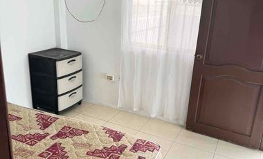 Atarazana alquilo habitación independiente calle privada