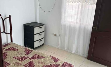 Atarazana alquilo habitación independiente calle privada