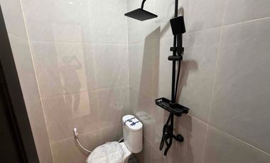 Rumah Mewah 2 Lantai Ceiling Tinggi Termurah di Andara Jagakarsa Jakarta Selatan.