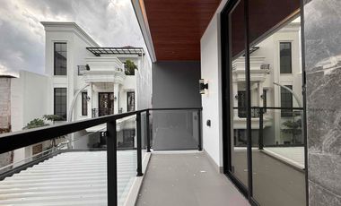 Rumah Mewah 3 Lantai + Rooftop dalam Cluster Besar Jagakarsa Jakarta Selatan