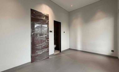 Rumah Mewah 3 Lantai + Rooftop dalam Cluster Besar Jagakarsa Jakarta Selatan