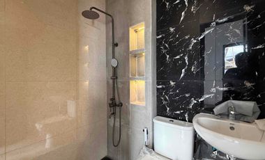 Rumah Mewah 3 Lantai + Rooftop dalam Cluster Besar Jagakarsa Jakarta Selatan