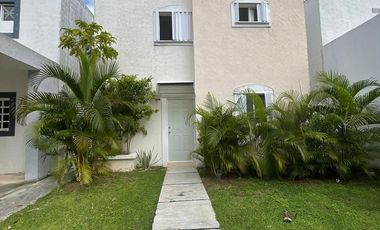 EN VENTA CASA DE DOS RECAMARAS CON ALBERCA EN AREA COMUN EN RESIDENCIAL MALLORCA.