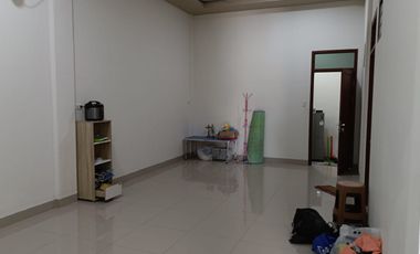 Disewakan Rumah Lotus Garden Singkawang Harian 3 Kt Ada 5 Tempat Tidur-3 Ac 1 Lantai LT 9 X 20 LB 8 X 15