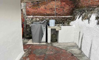 EN VENTA CASA SOLA EN LOMAS DE SAN ANTÓN