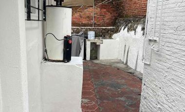 EN VENTA CASA SOLA EN LOMAS DE SAN ANTÓN