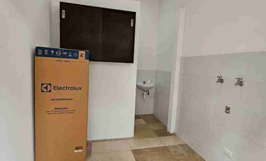 Casa esquinera de Alquiler o Venta en Estancias del Rio - Samborondon km 10