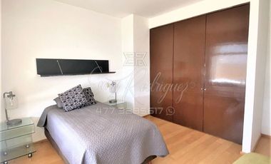 DEPARTAMENTO EN VENTA, TORRE ALTUS, JUNTO A LA SALLE, 3 REC. 3 AUTOS, DE LUJO, VISTA PANORAMICA.