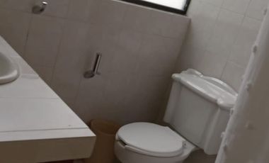 RENTO HABITACION  LAS ARBOLEDAS