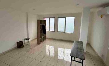 Di Jual Murah Ruko Furnished Empat Lantai Posisi Hoek Kalideres Jakarta Barat Bebas Banjir