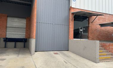 Bodega Vendo 750 M2 En Conjunto Cerrado / Venta $2.362.500.000  / Zona Industrial Acopi Yumbo