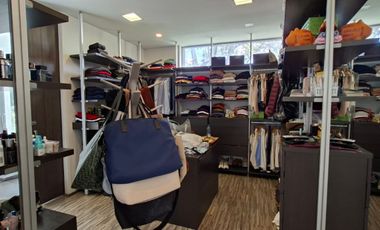 ARRIENDO ESPECTACULAR CASA GUAYMARAL BOGOTA COLOMBIA.